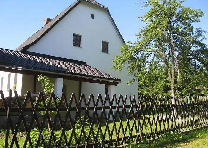In Near Jested Zátor